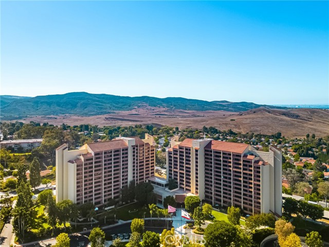 24055 Paseo Del Lago 1109 — photo