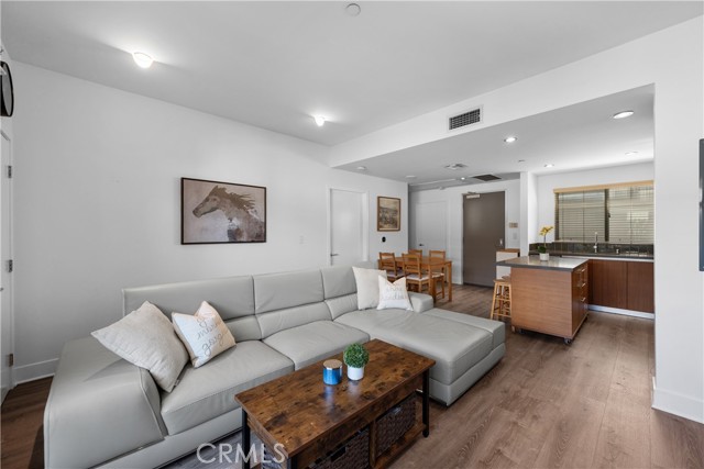 1700 Sawtelle Blvd 317 — photo