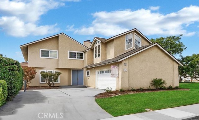 10830 Los Jardines — photo