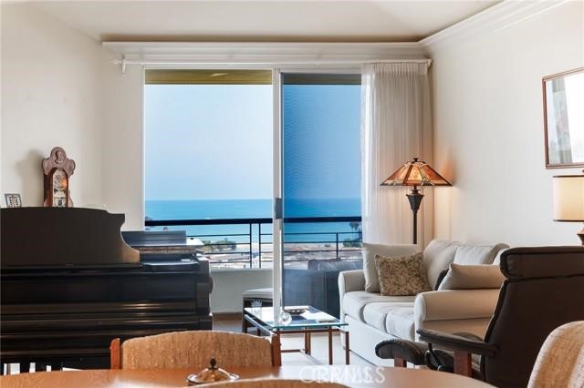 25422 Sea Bluffs 307 — photo