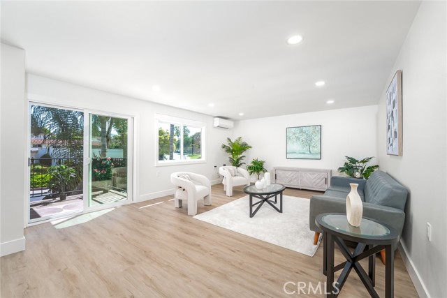 2393 Via Mariposa West 2F — photo