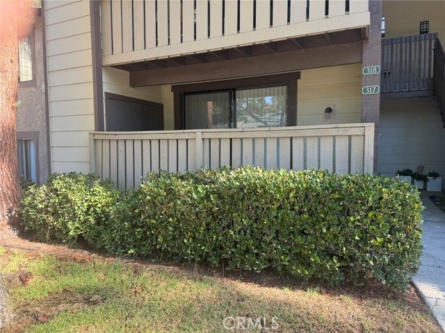 20702 El Toro 317 — photo