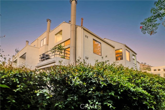 5744 E Creekside 21 — photo