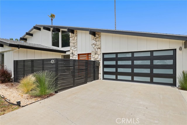 421 Larry Ln — photo
