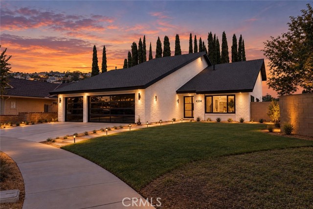 4334 E Ruth Place — photo