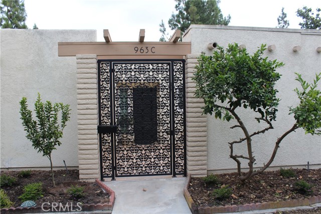 963 Calle Aragon Unit C — photo