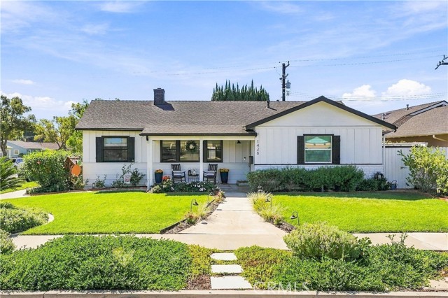 1426 E Sycamore — photo