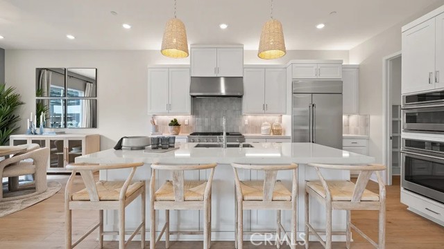 641 Eureka Dr — photo
