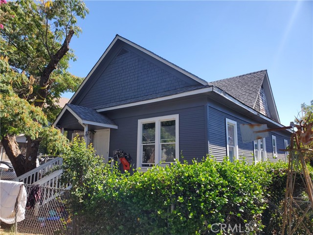 2235 Wilcox — photo
