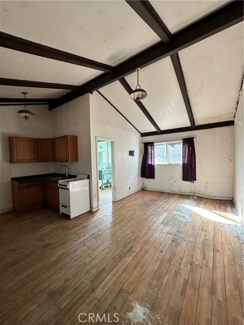 70 Graystone — photo