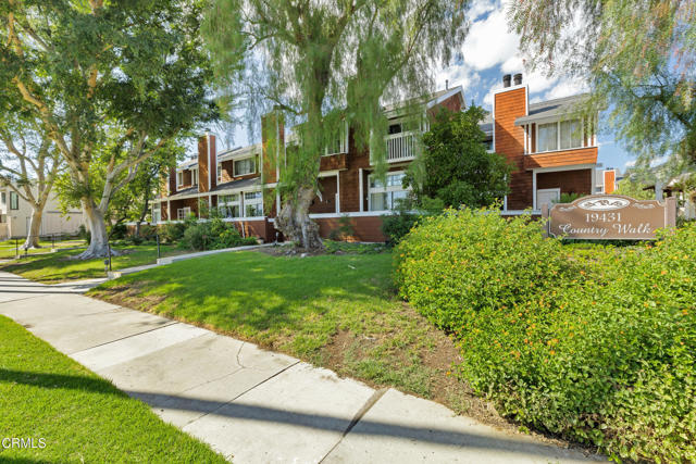 19431 Sherman Way 6 — photo