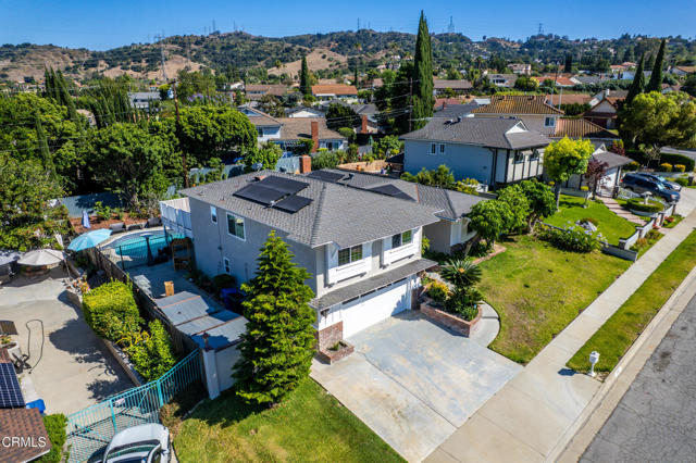 2266 Clementina Dr — photo