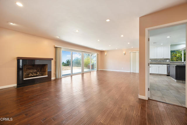6823 Northford Dr — photo