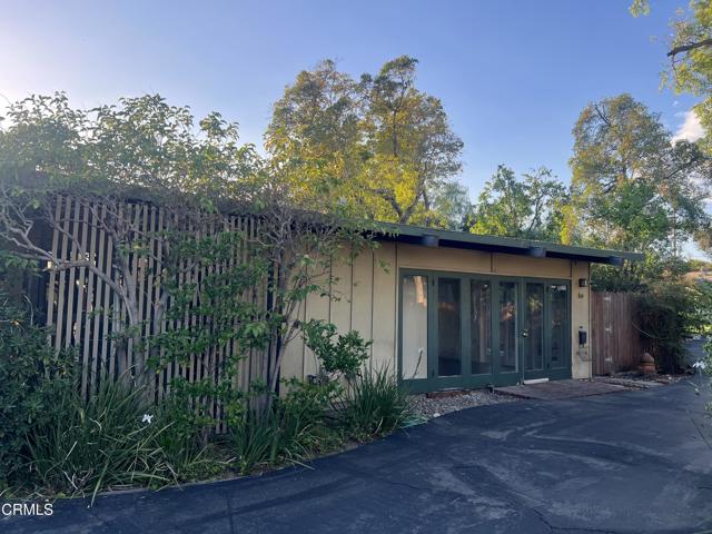 617 Charter Oak St — photo