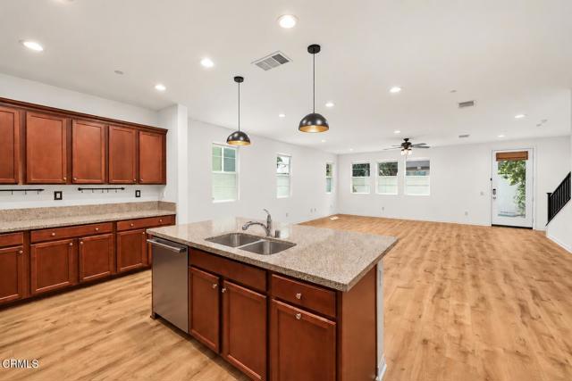 17326 Parque Vanowen Way — photo