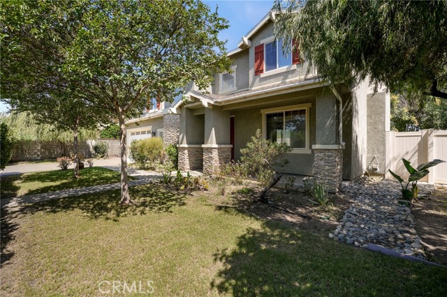 903 W Gladstone St — photo