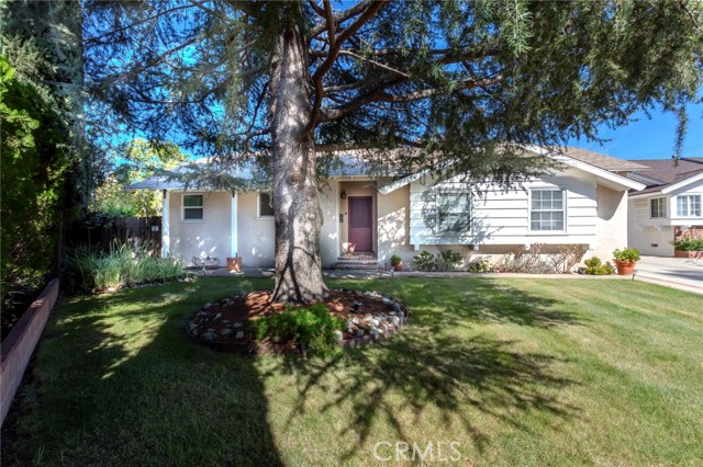 9433 Geyser Ave — photo