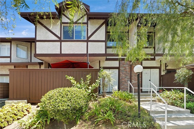 10480 Sunland Blvd 7 — photo
