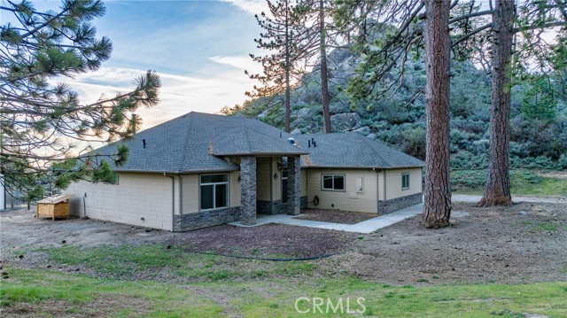 26820 Stirrup — photo