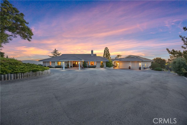 30300 Piebald Ct — photo