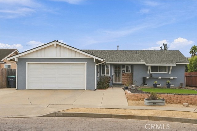 1412 W Nectarine Ave — photo