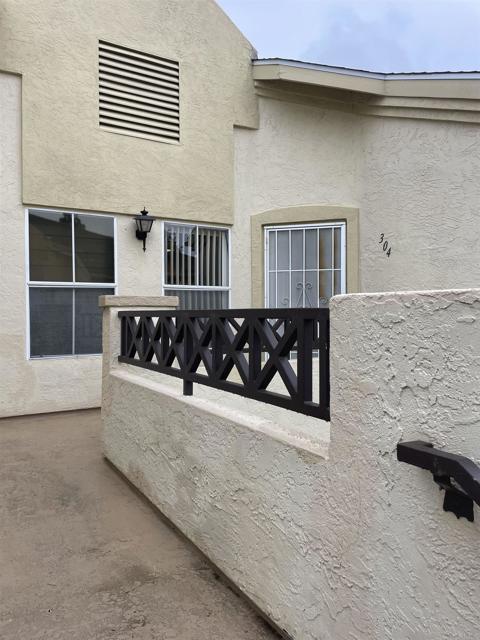2011 Lakeridge Cir 304 — photo