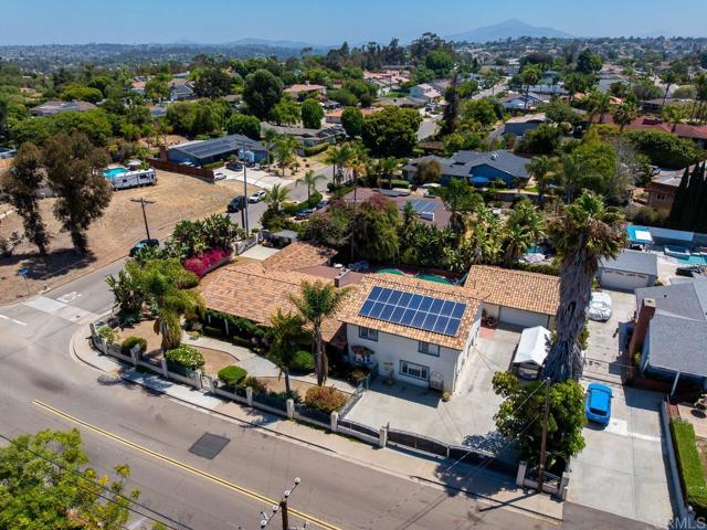 487 Hilltop Dr — photo