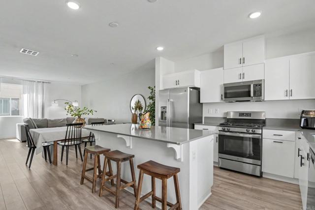 5212 Beachfront Cove St 37 — photo
