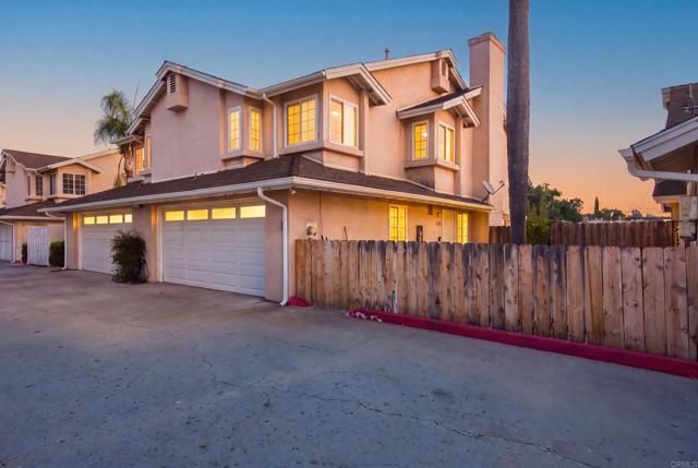 572 Hart Dr — photo