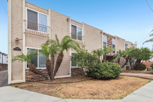 1472 Iris Ave 2 — photo