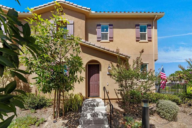 10529 Graphite St — photo