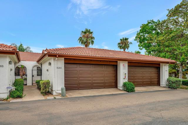 1526 Apache Dr C — photo