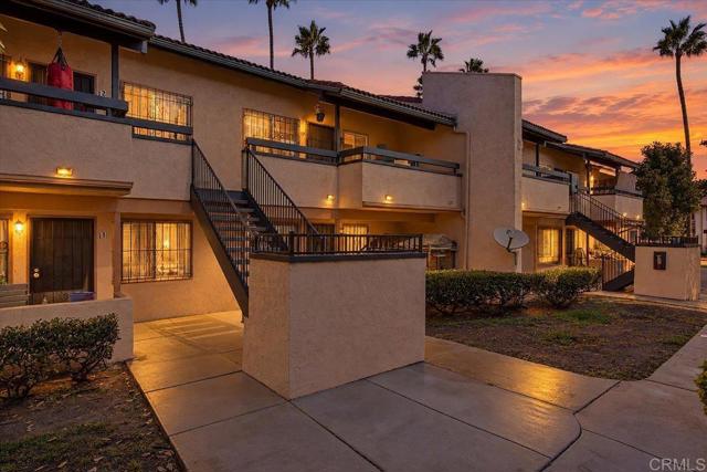 875 W San Ysidro Blvd 14 — photo