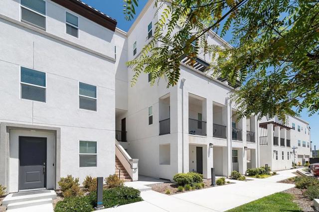 2015 Mindoro Ln Unit 4 — photo