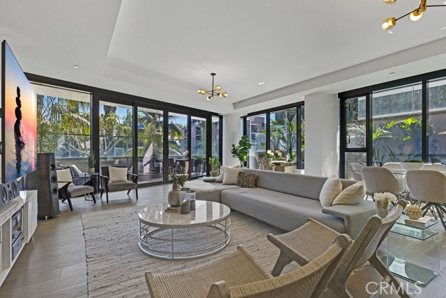 8420 W Sunset Blvd 108 — photo