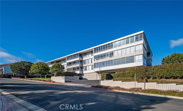32614 Coastsite 305E — photo