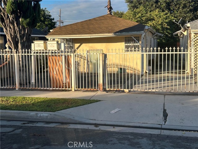 13123 S Penrose — photo