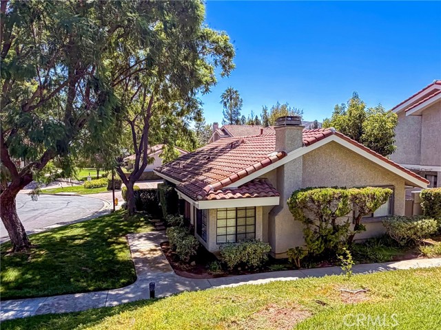 929 Thistlegate — photo