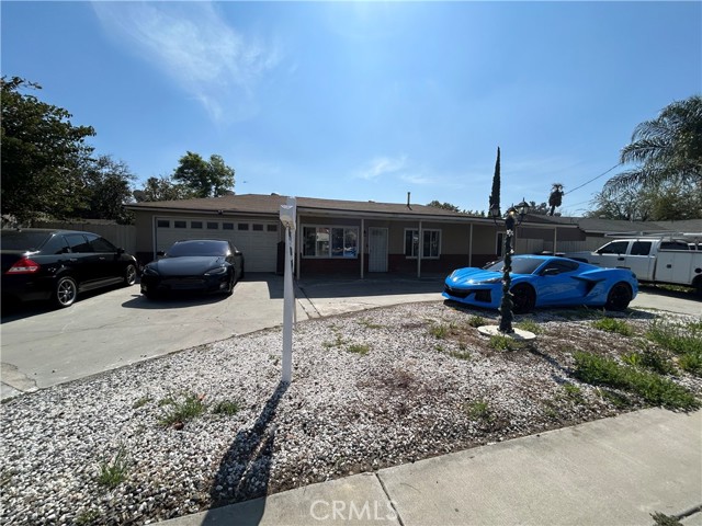 8680 Indiana — photo