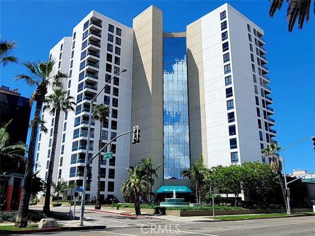 1310 E Ocean 905 — photo