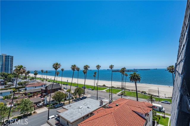2601 E Ocean 807 — photo