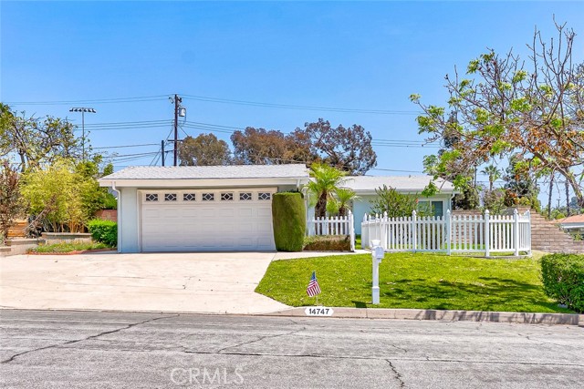 14747 Bora Dr — photo