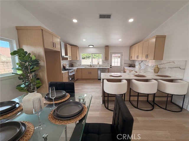 298 N Paseo Rio Blanco — photo