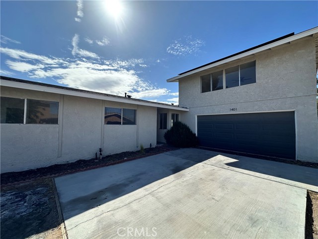 1401 De Anza — photo