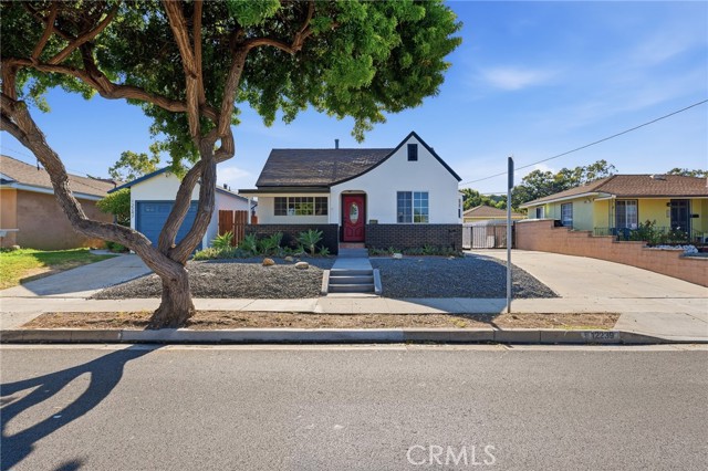 12239 Cedar Ave — photo