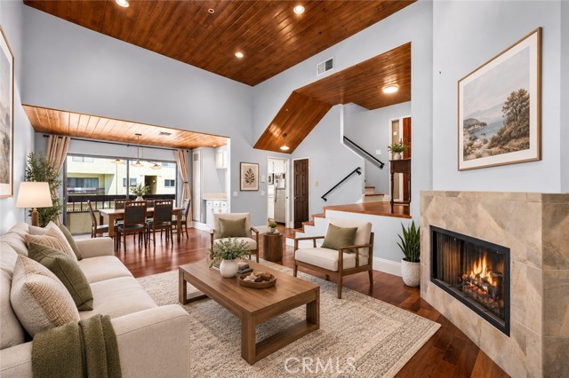 1022 S Marengo 5 — photo