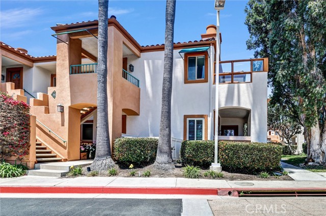 360 Villa Point Dr — photo