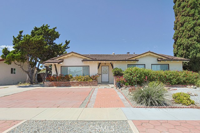 1641 W Buena Vista — photo
