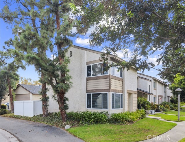 1401 Cheltenham Ln — photo