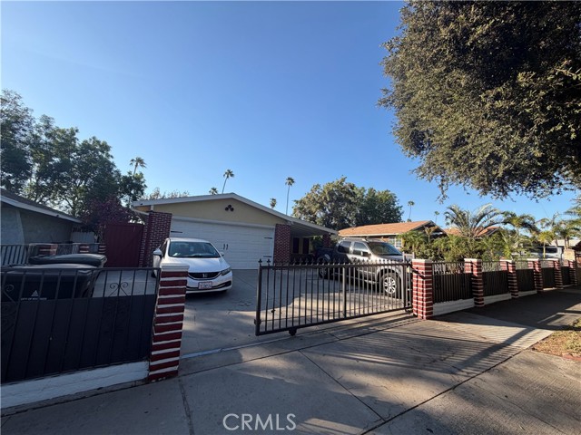 7235 Fiesta Ave — photo